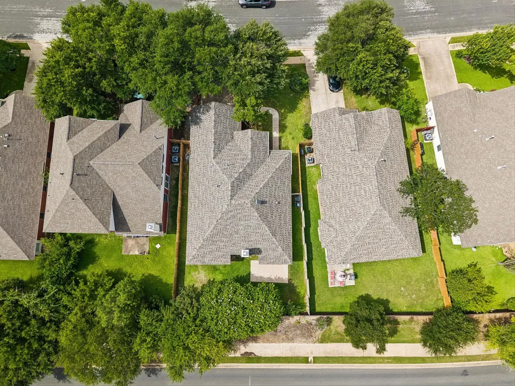 7206 W Magic Mountain Lane Round Rock TX 78681