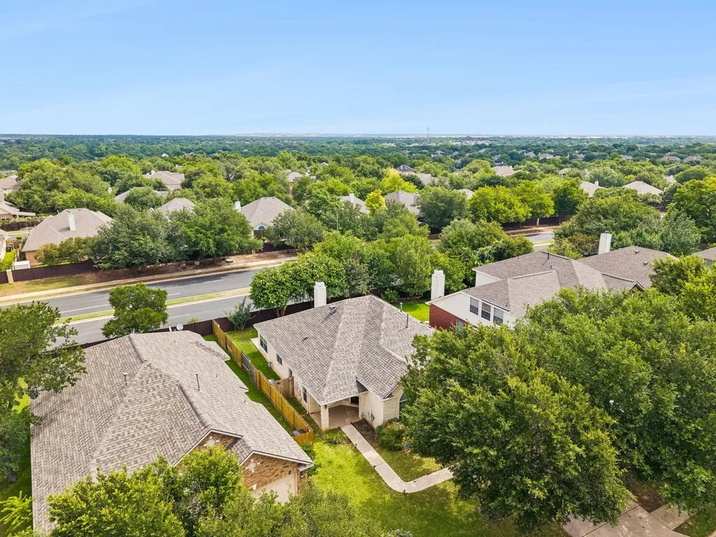 7206 W Magic Mountain Lane Round Rock TX 78681