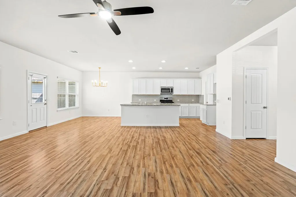 128 Dunlin Lane Leander TX 78641