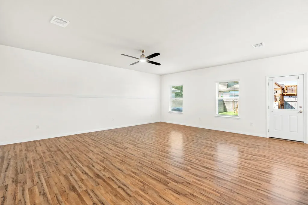 128 Dunlin Lane Leander TX 78641