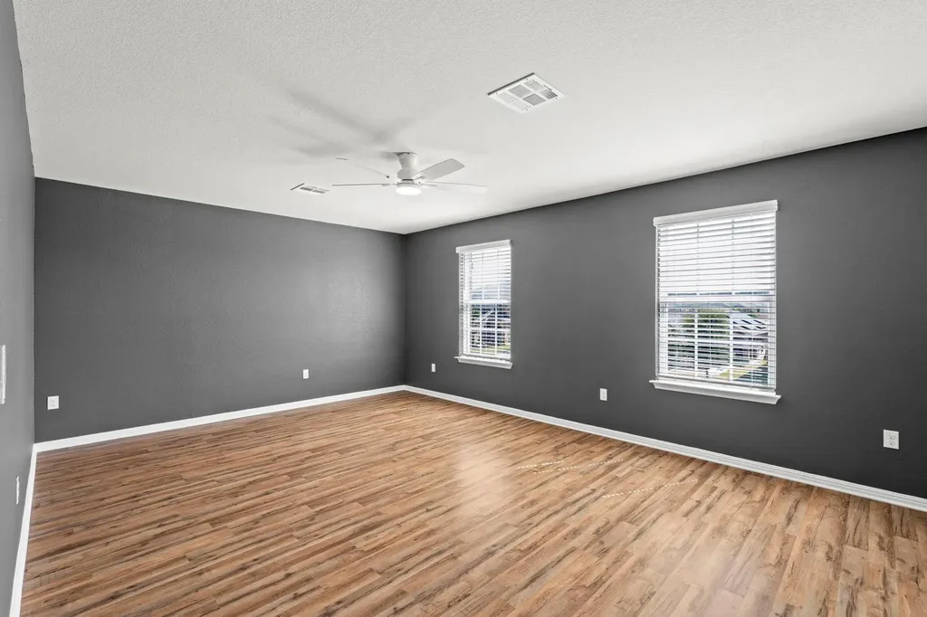 128 Dunlin Lane Leander TX 78641