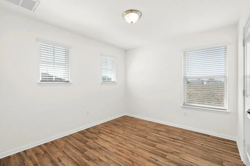 128 Dunlin Lane Leander TX 78641
