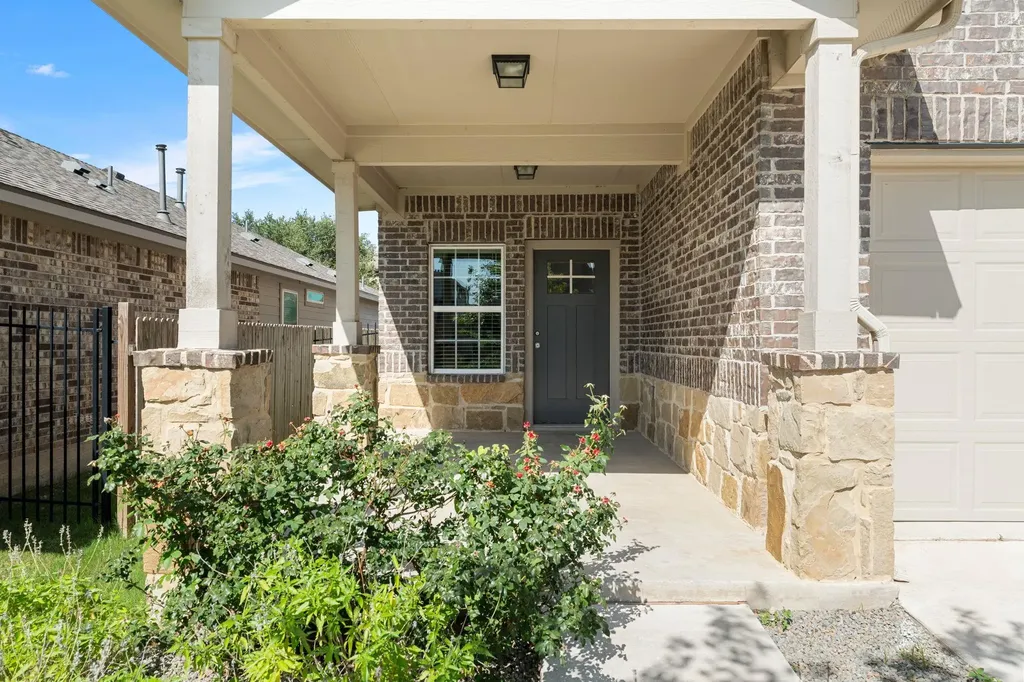 128 Dunlin Lane Leander TX 78641