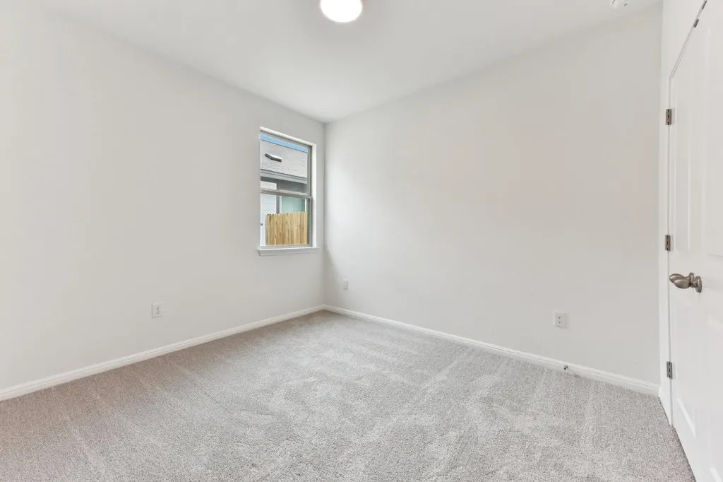 124 Tenny Lane Kyle TX 78640