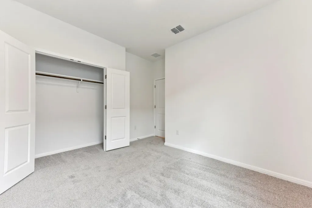 124 Tenny Lane Kyle TX 78640
