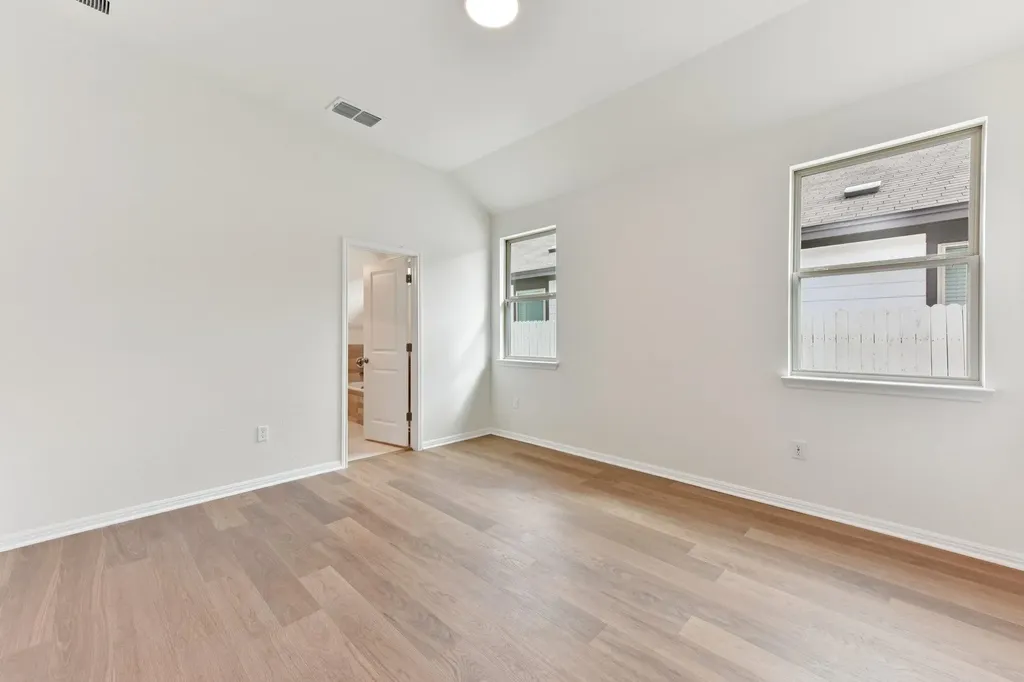 124 Tenny Lane Kyle TX 78640