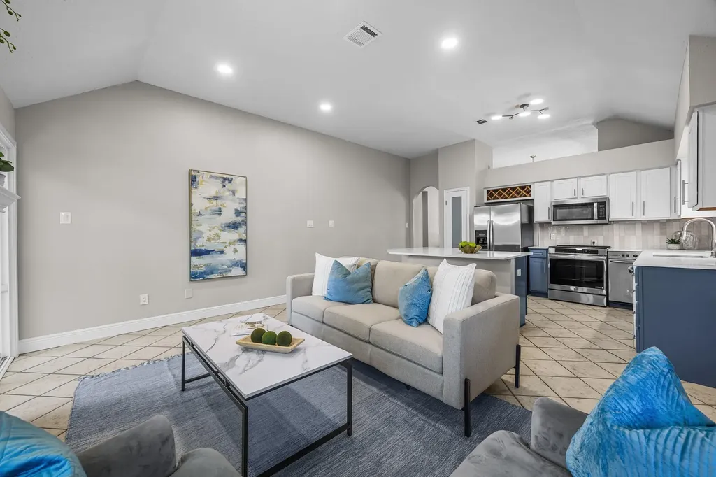15006 Snelling Drive Leander TX 78641