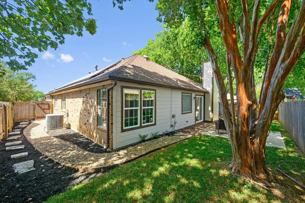 15006 Snelling Drive Leander TX 78641