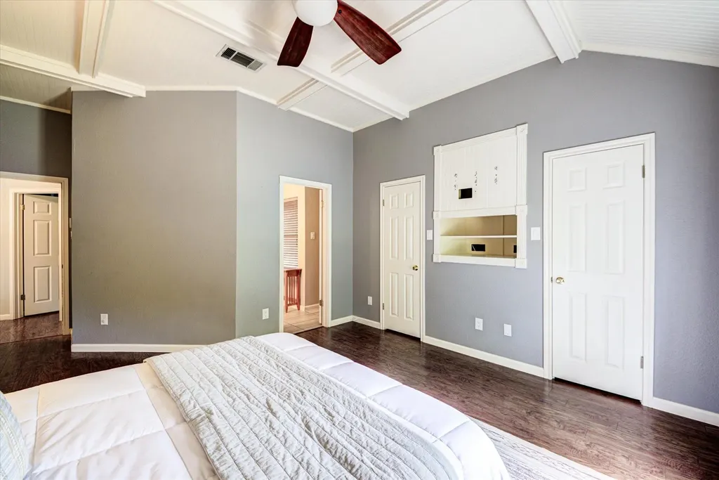 8303 Edgemoor Place Austin TX 78749