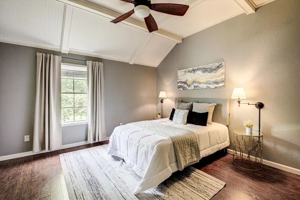 8303 Edgemoor Place Austin TX 78749
