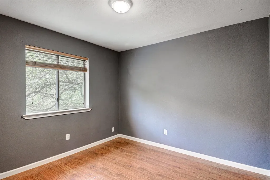 8303 Edgemoor Place Austin TX 78749
