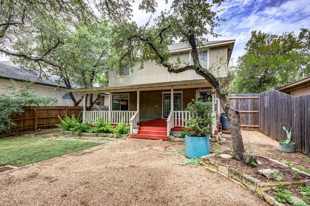 8303 Edgemoor Place Austin TX 78749