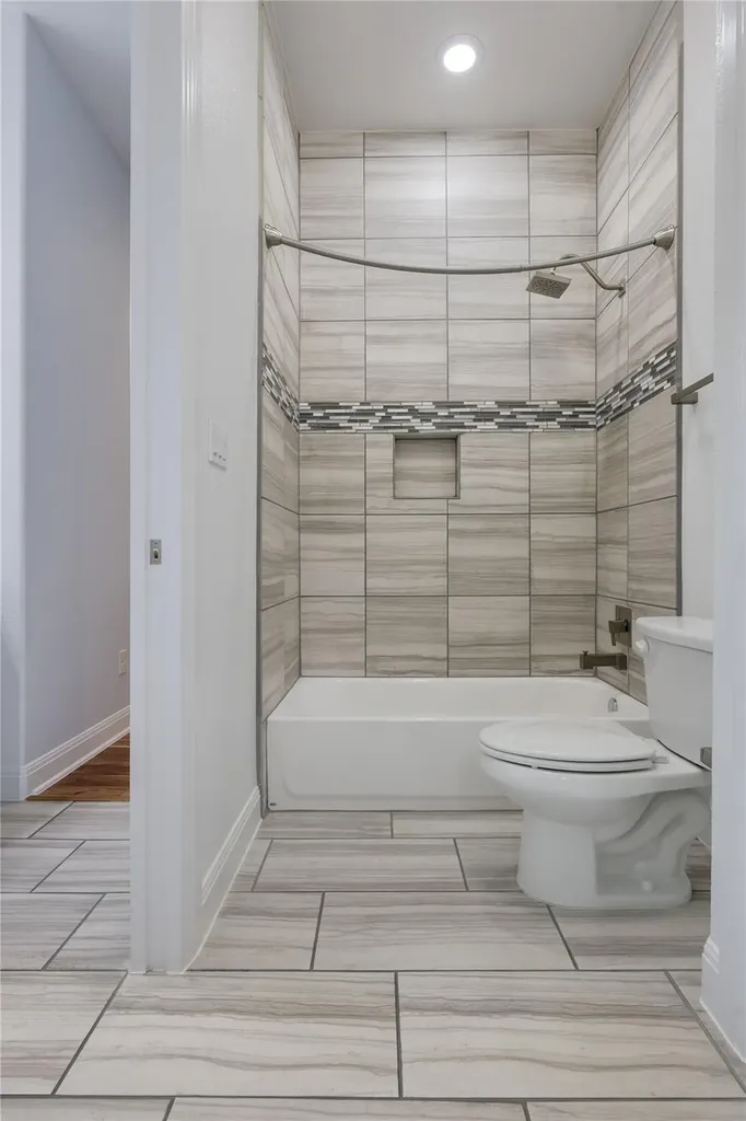 328 Ringtail Stream Drive Austin TX 78738