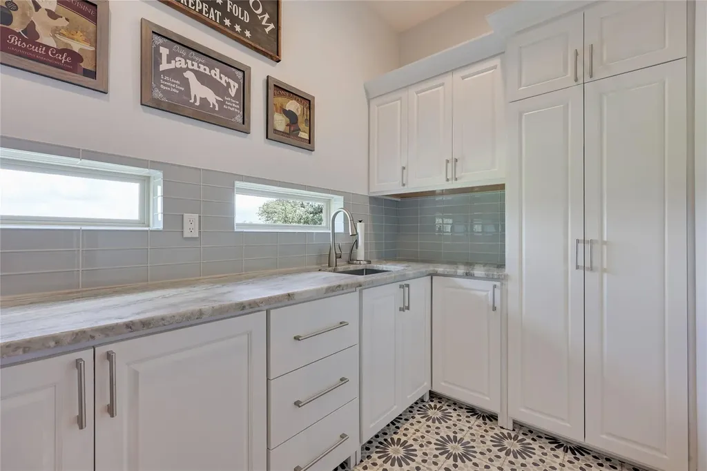 328 Ringtail Stream Drive Austin TX 78738