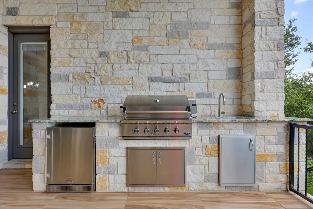 328 Ringtail Stream Drive Austin TX 78738