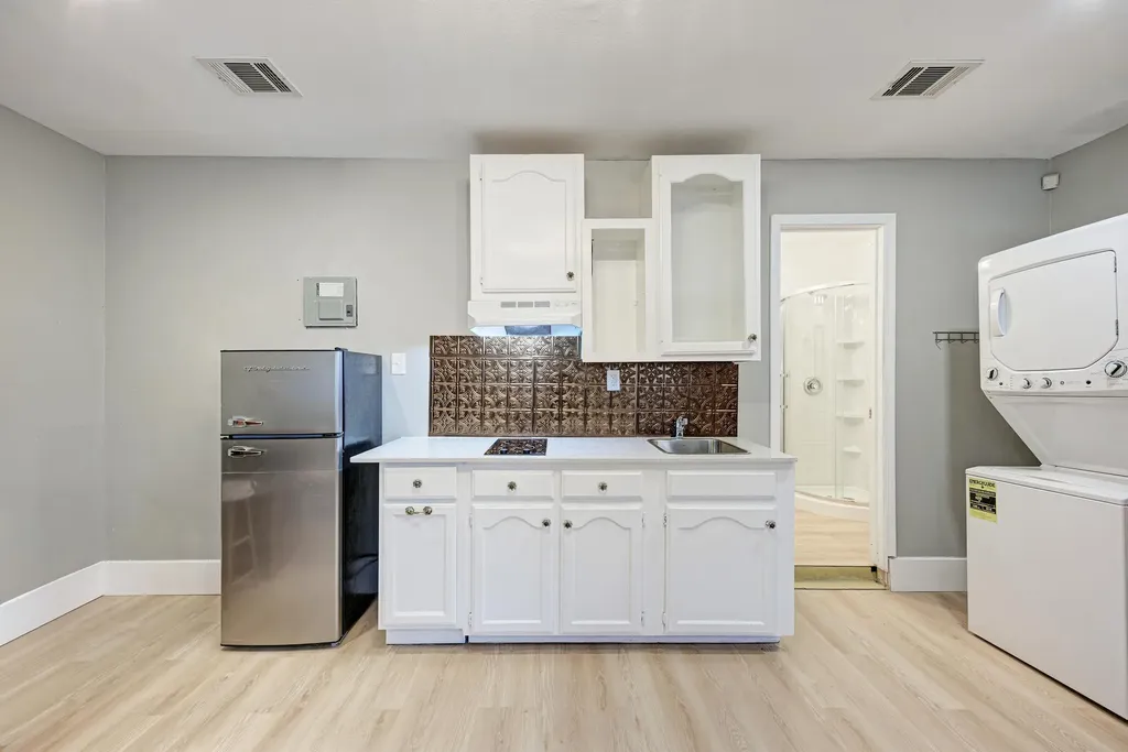 8610 Croydon Loop Austin TX 78748