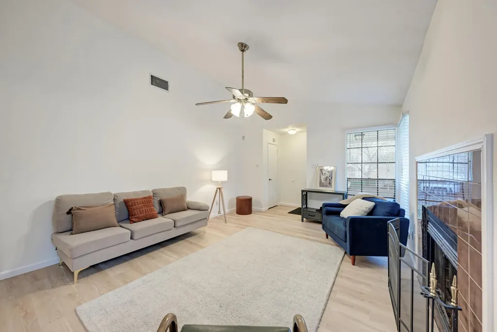8610 Croydon Loop Austin TX 78748