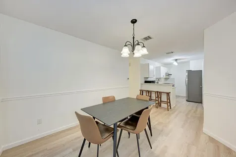 8610 Croydon Loop Austin TX 78748
