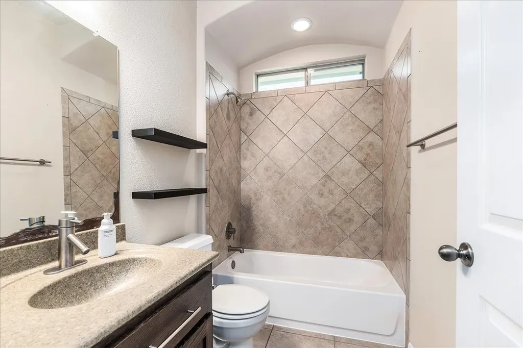137 Navigator Drive Austin TX 78717