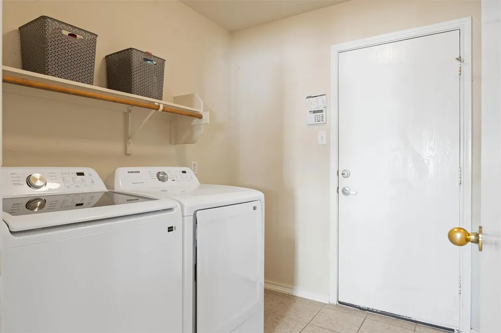 880 Bottle Brush Drive Kyle TX 78640