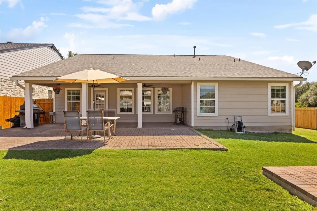880 Bottle Brush Drive Kyle TX 78640