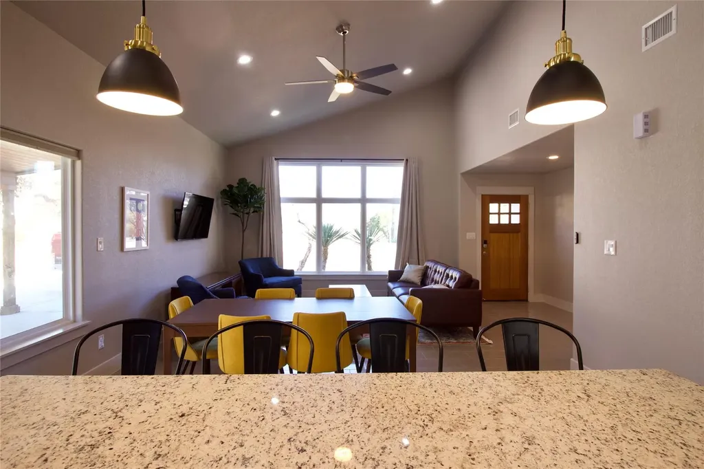 1240 Canyon Shores Canyon Lake TX 78133