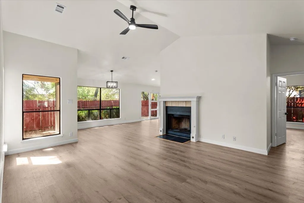201 Susana Lane Georgetown TX 78628