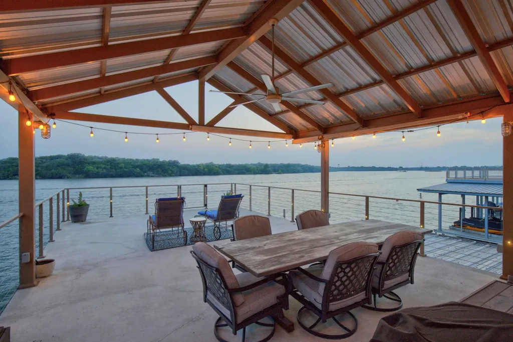 814 Scenic Loop Kingsland TX 78639