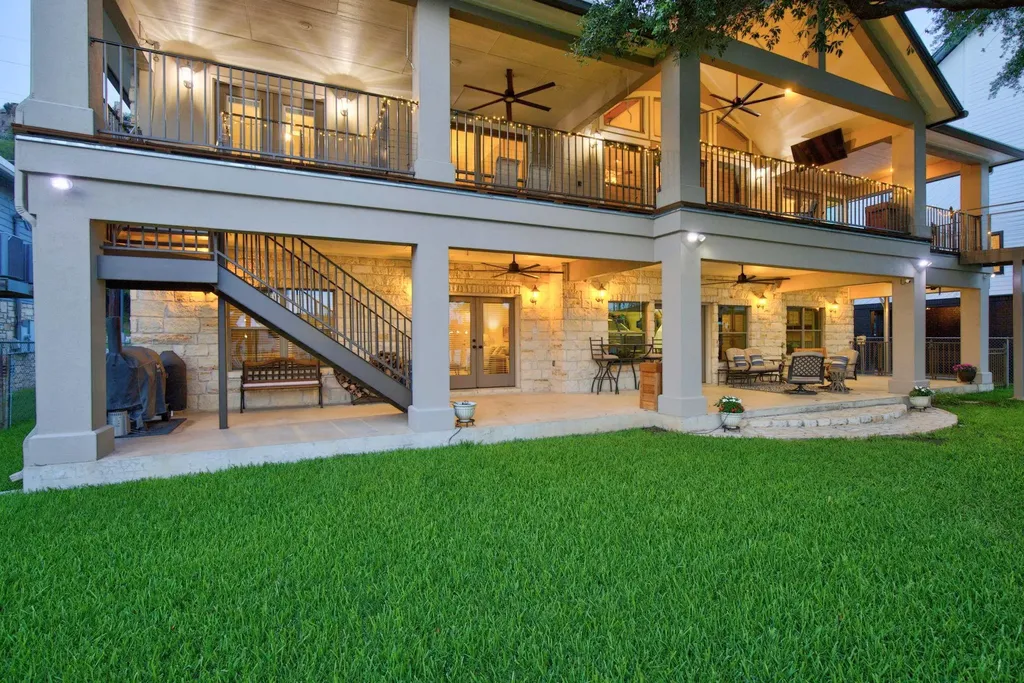 814 Scenic Loop Kingsland TX 78639