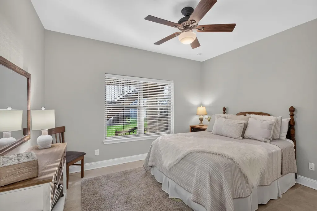 814 Scenic Loop Kingsland TX 78639