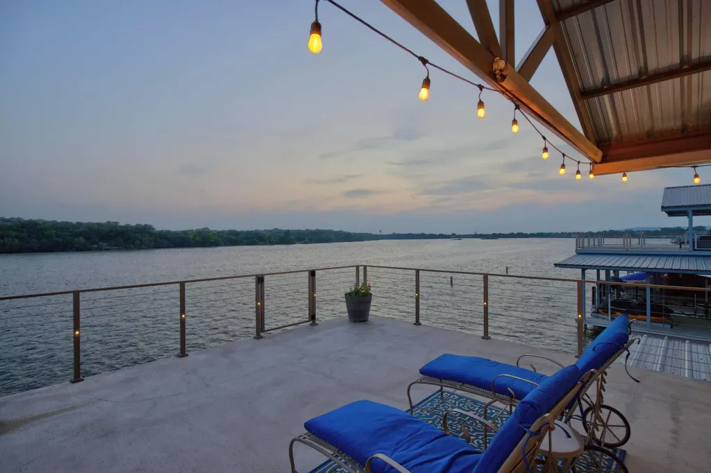 814 Scenic Loop Kingsland TX 78639
