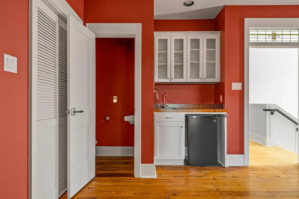 515 E 49th Street Austin TX 78751