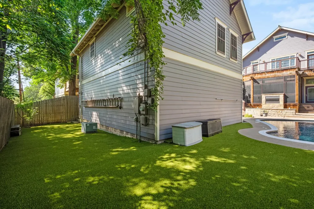 515 E 49th Street Austin TX 78751