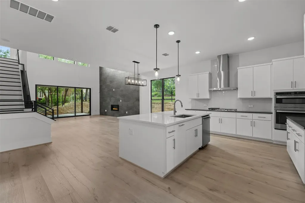 15085 Dorothy Drive Austin TX 78734