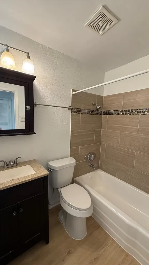 2401 Manor Road Austin TX 78722