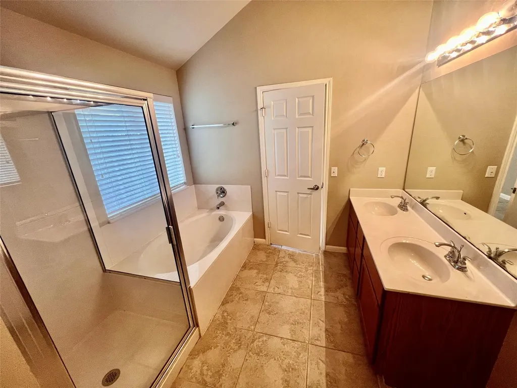 2509 Elara Drive Austin TX 78725