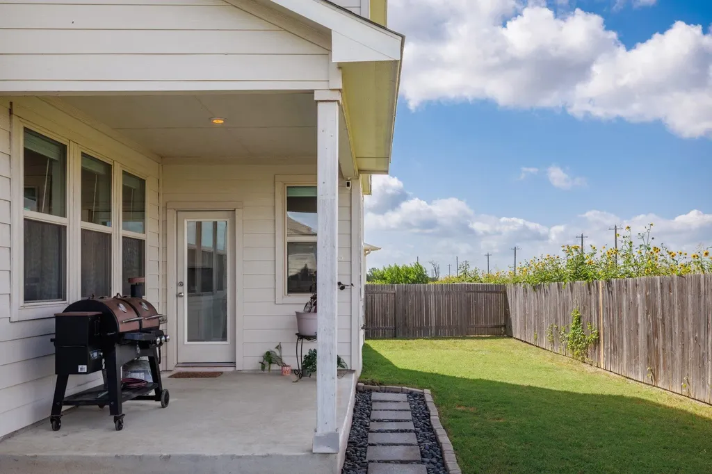 314 Sunshine Lane Kyle TX 78640