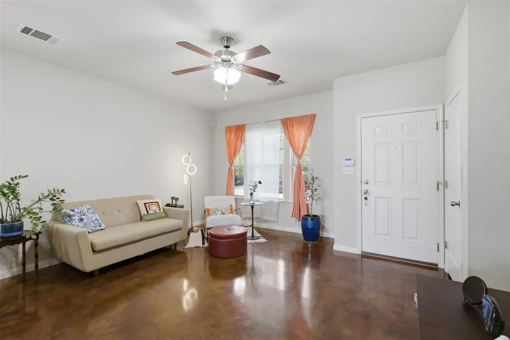 4521 Graceful Lane Austin TX 78725