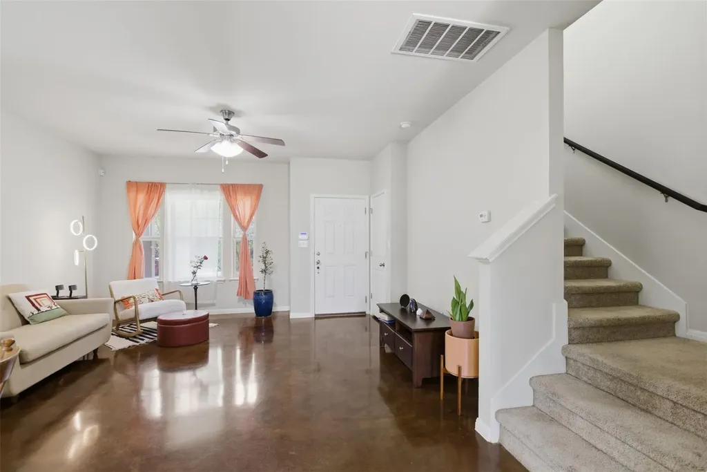 4521 Graceful Lane Austin TX 78725