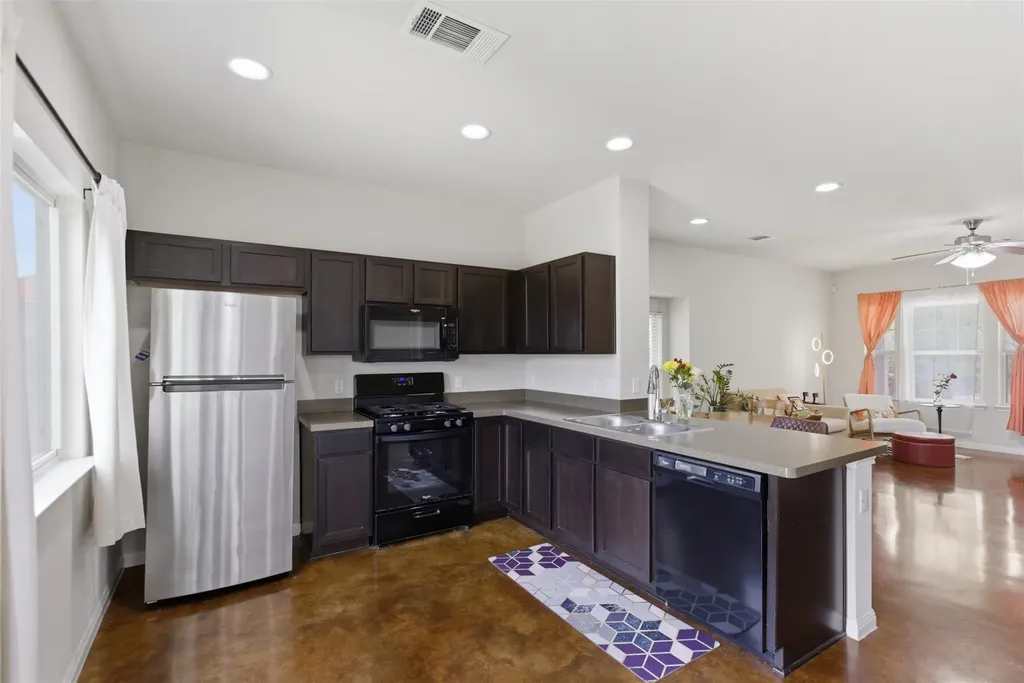 4521 Graceful Lane Austin TX 78725