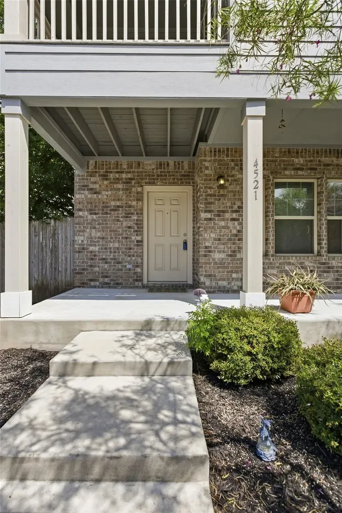 4521 Graceful Lane Austin TX 78725