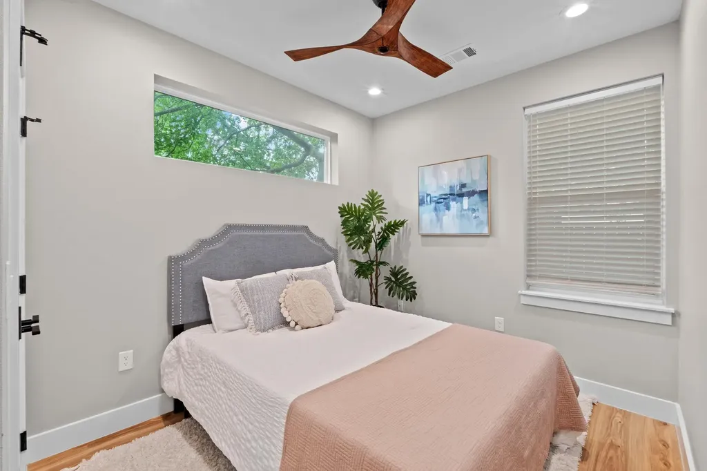 8006 Gault Street Austin TX 78757