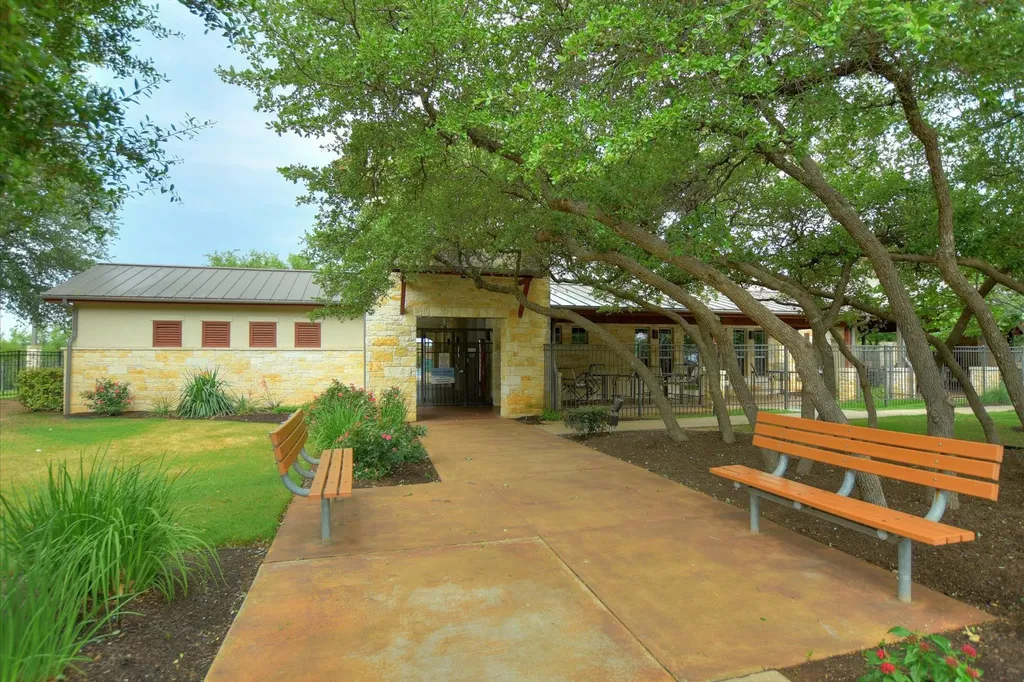 12312 Montclair Bend Austin TX 78732