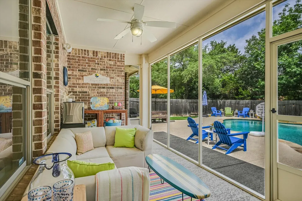 12312 Montclair Bend Austin TX 78732