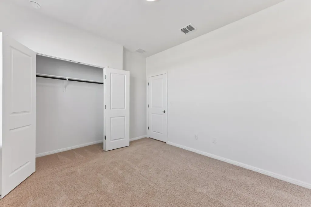 557 Porter Country Parkway Buda TX 78610