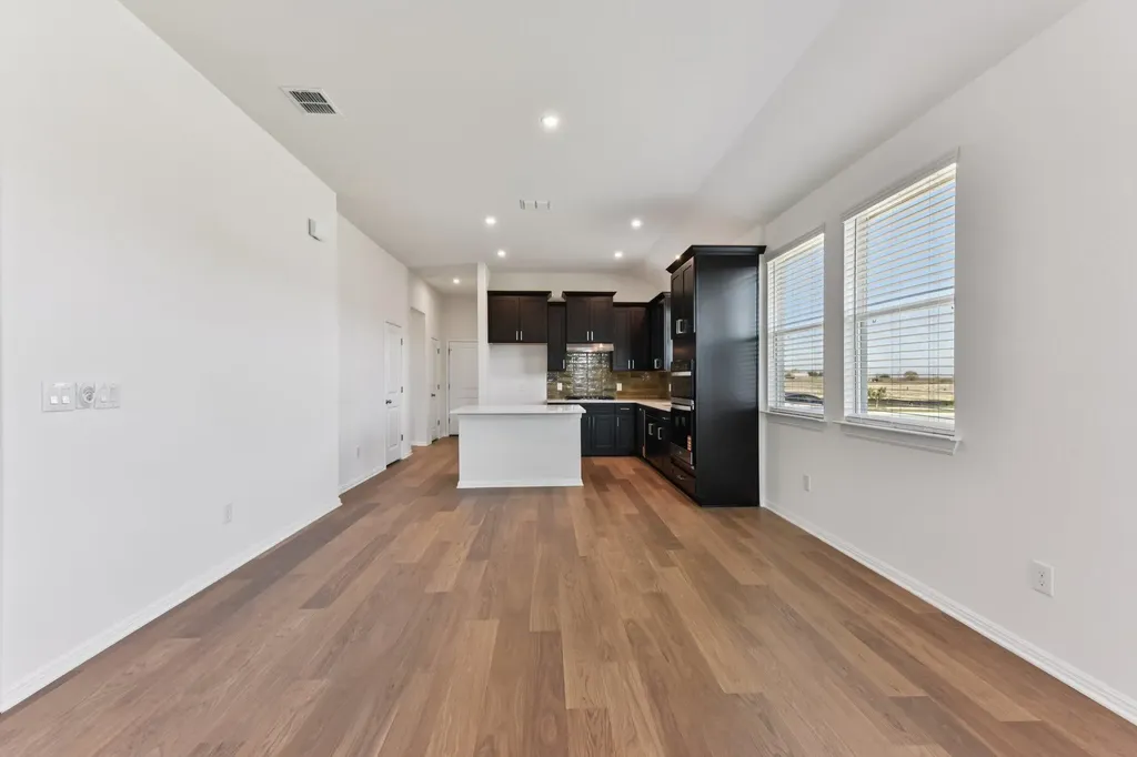 557 Porter Country Parkway Buda TX 78610