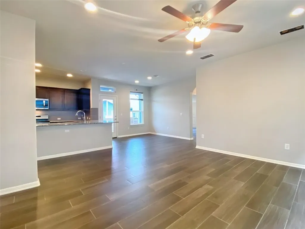 8901 Panhandle Drive Austin TX 78747