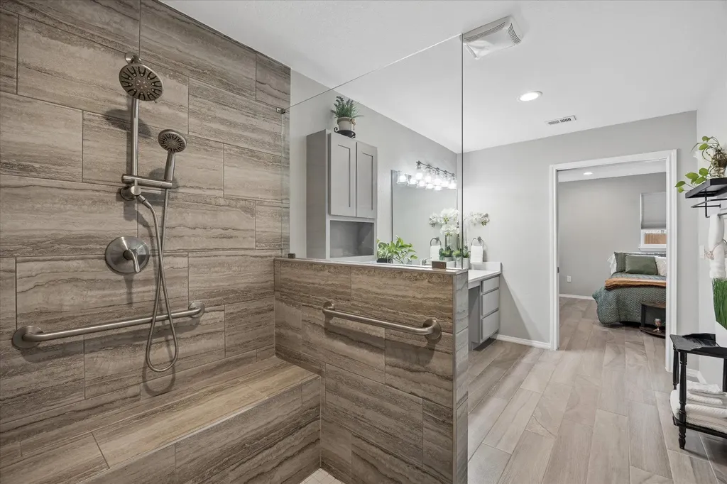 2201 Tallow Court Austin TX 78744