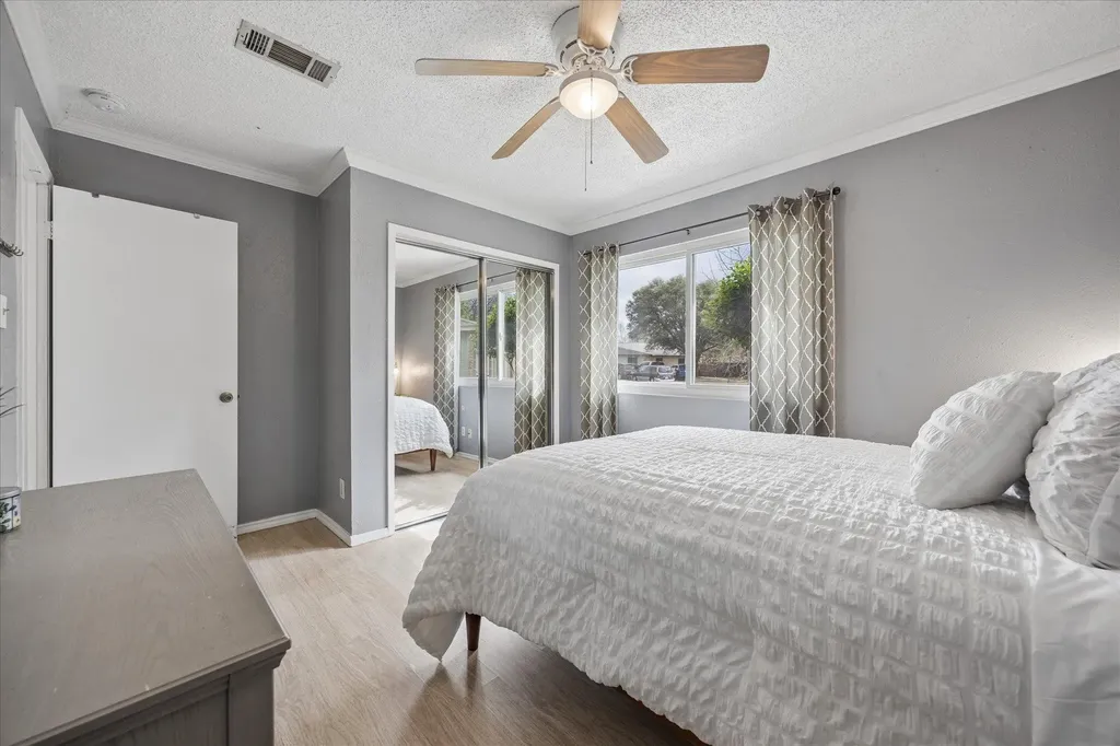 2201 Tallow Court Austin TX 78744