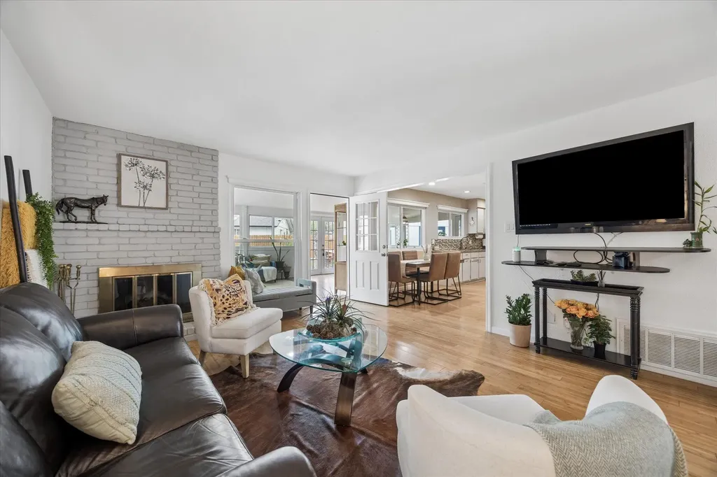 2201 Tallow Court Austin TX 78744